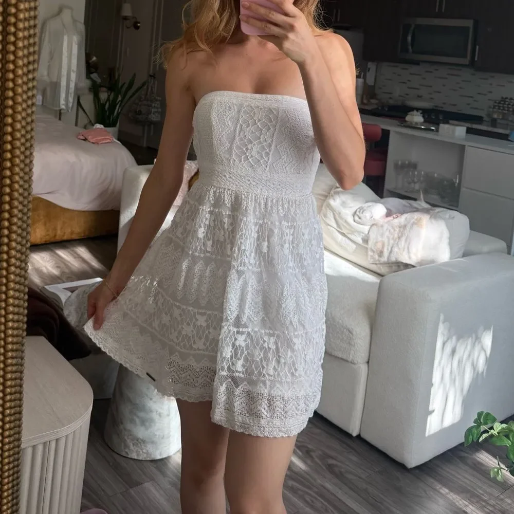 Abercrombie & Fitch Strapless White Lace Dress S Abercrombie & Fitch Strapless White Lace Dress S
